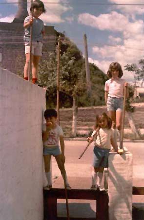 Jugando en Sierras Bayas